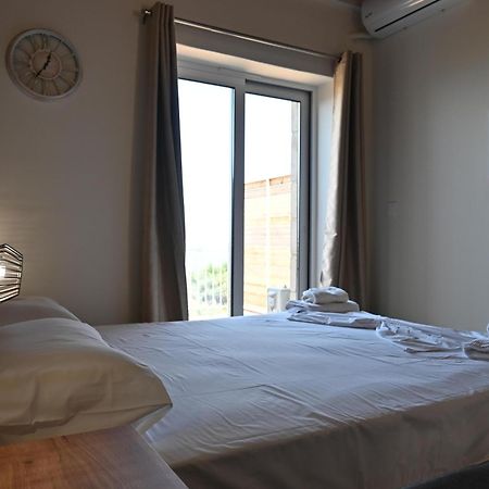 Lithino Rooms Каламата Екстериор снимка