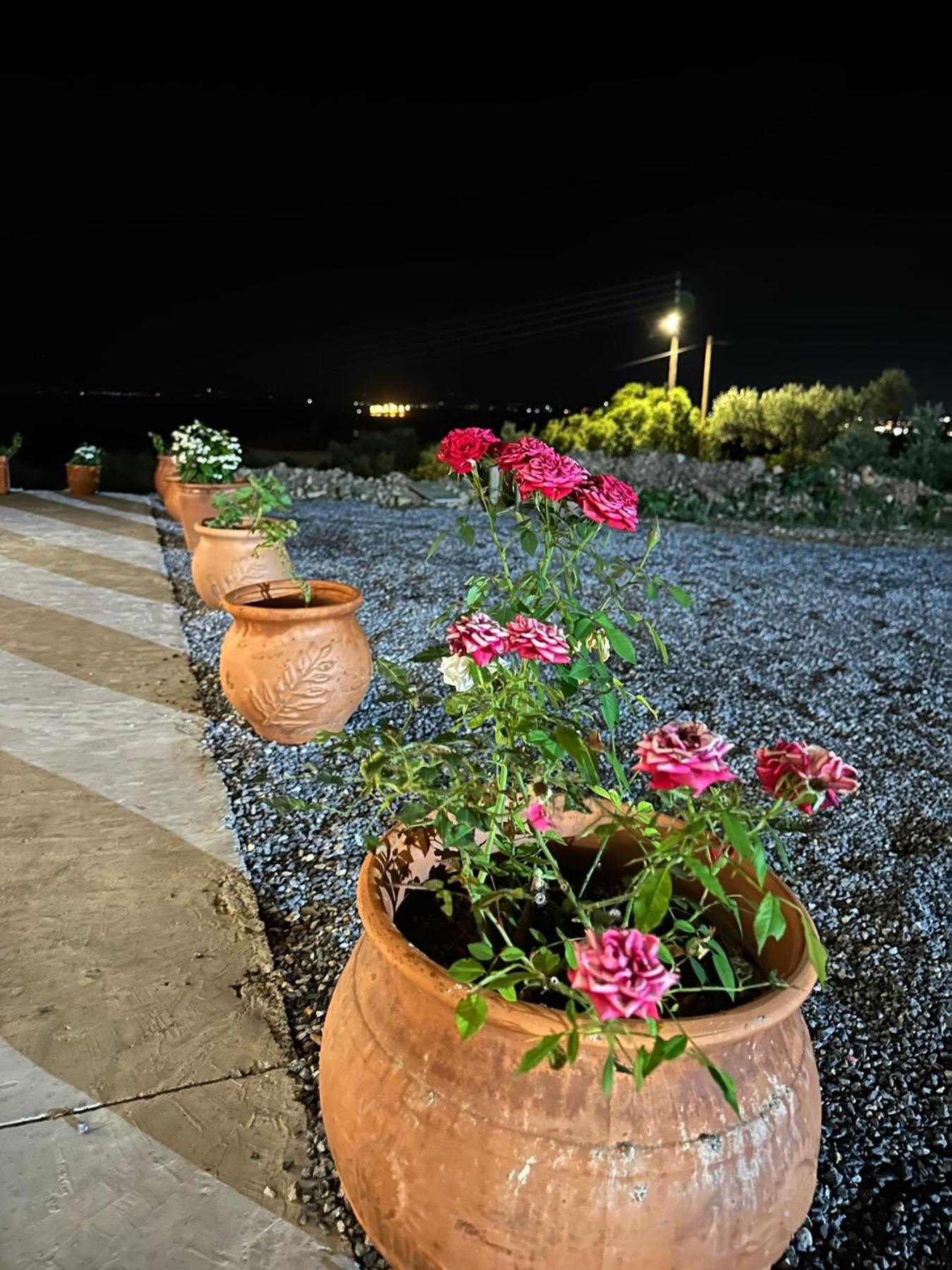 Lithino Rooms Каламата Екстериор снимка