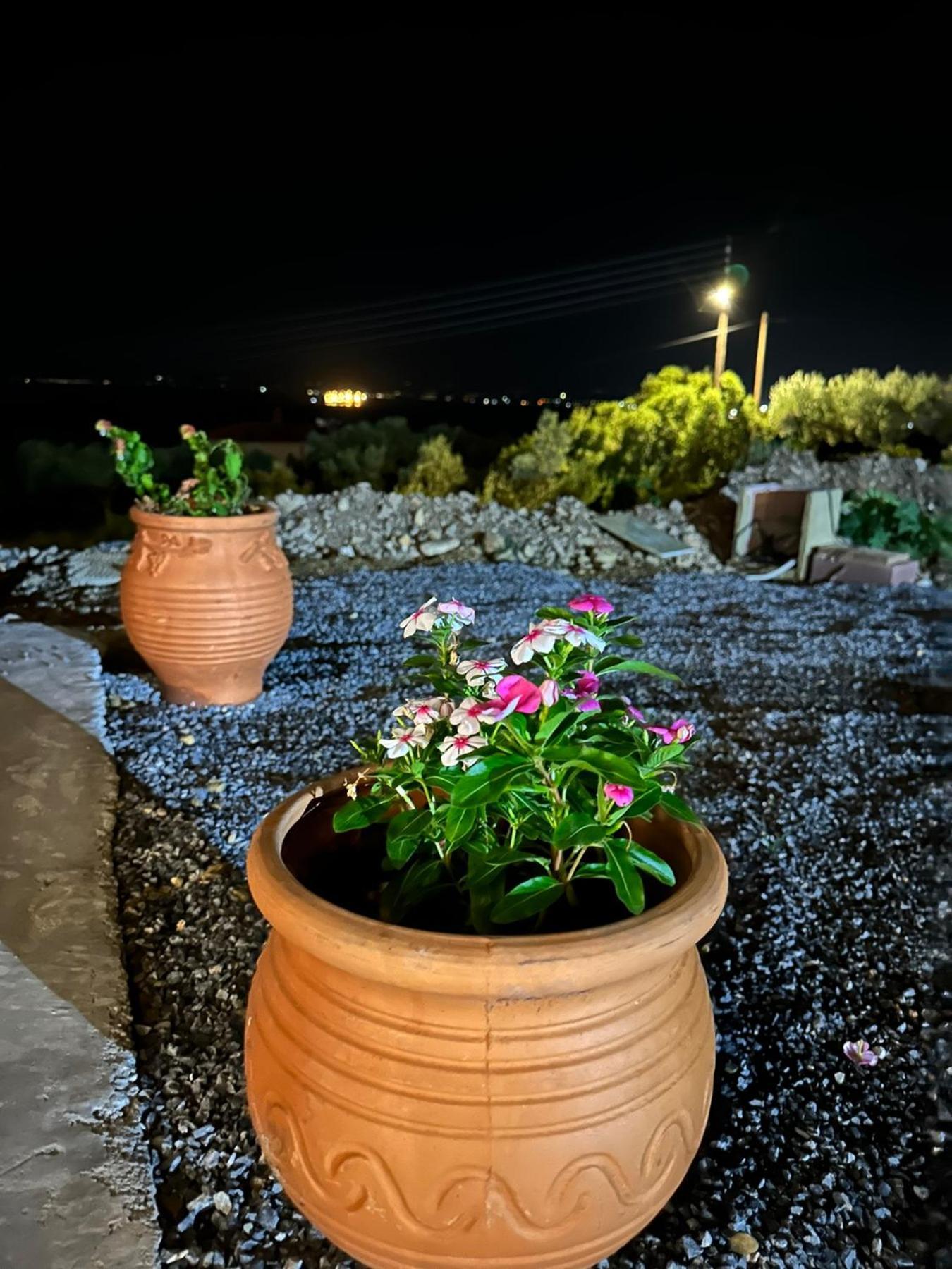 Lithino Rooms Каламата Екстериор снимка