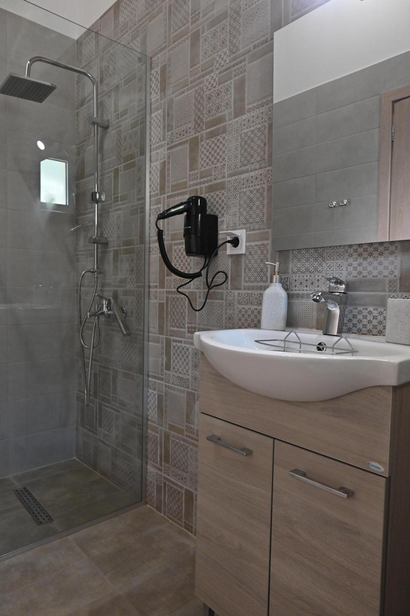 Lithino Rooms Каламата Екстериор снимка